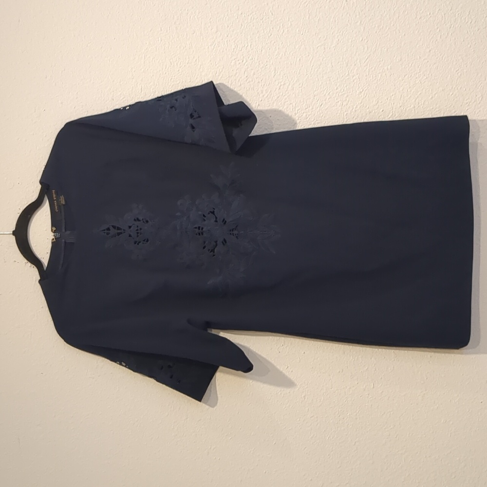 Cynthia Steffe Navy Blue Embroidered Cutout Dress Size 2